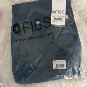 Figs Zamora Jogger Scrub Pants in Navy